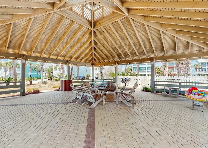 Holiday home Family-friendly W Gulf Views A Full Kitchen & Spacious Living Area Gulf Shores
